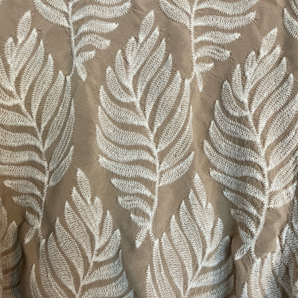 Solitaire Elegant Beige Leaf Embroidered Women's Boho Coastal Earthy Top M - Picture 3 of 5